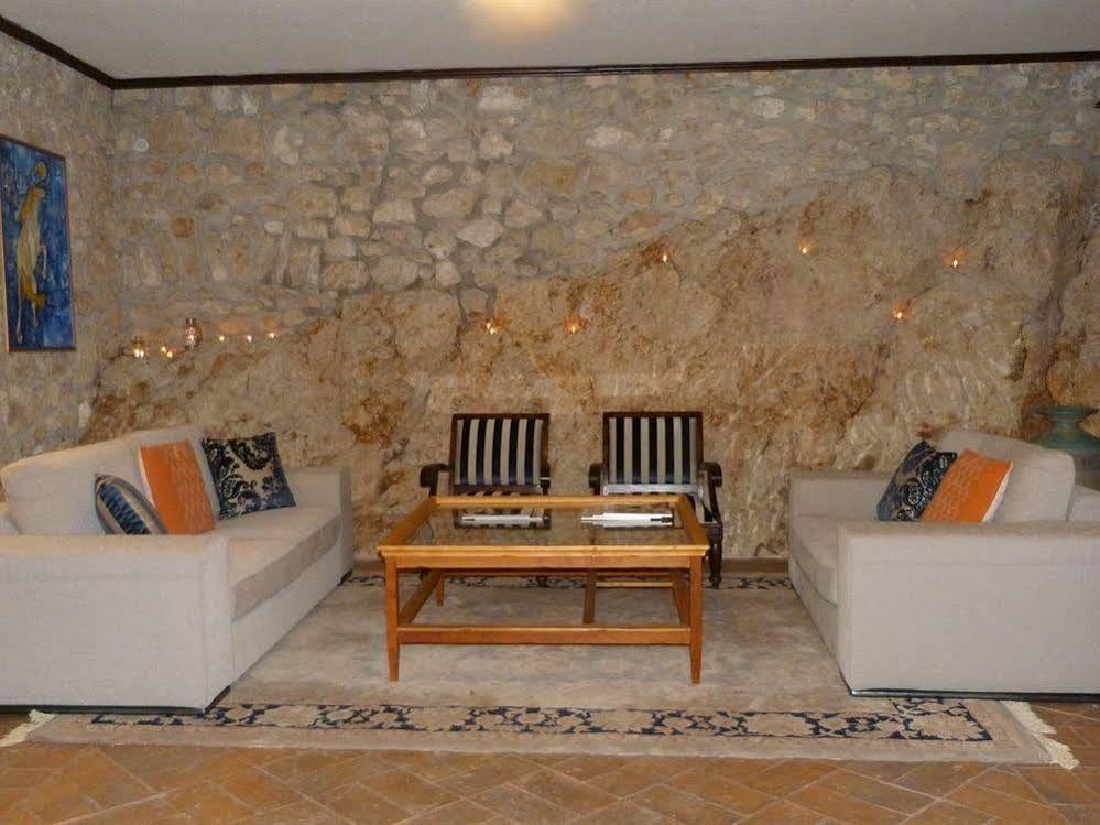Casale San Pietro Bed & Breakfast Anagni Luaran gambar
