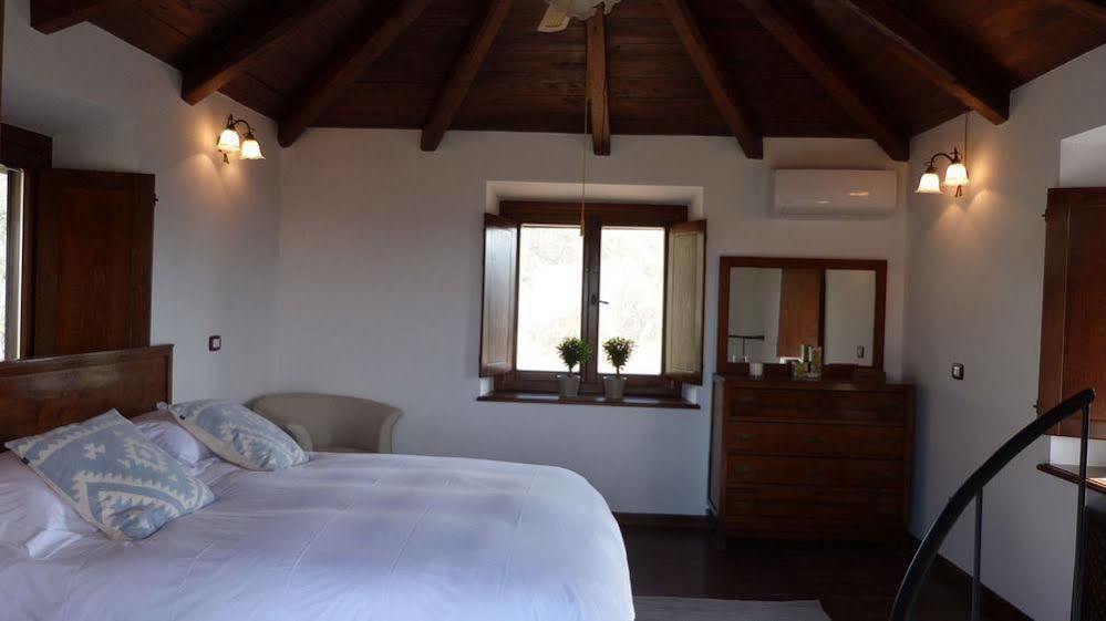 Casale San Pietro Bed & Breakfast Anagni Luaran gambar