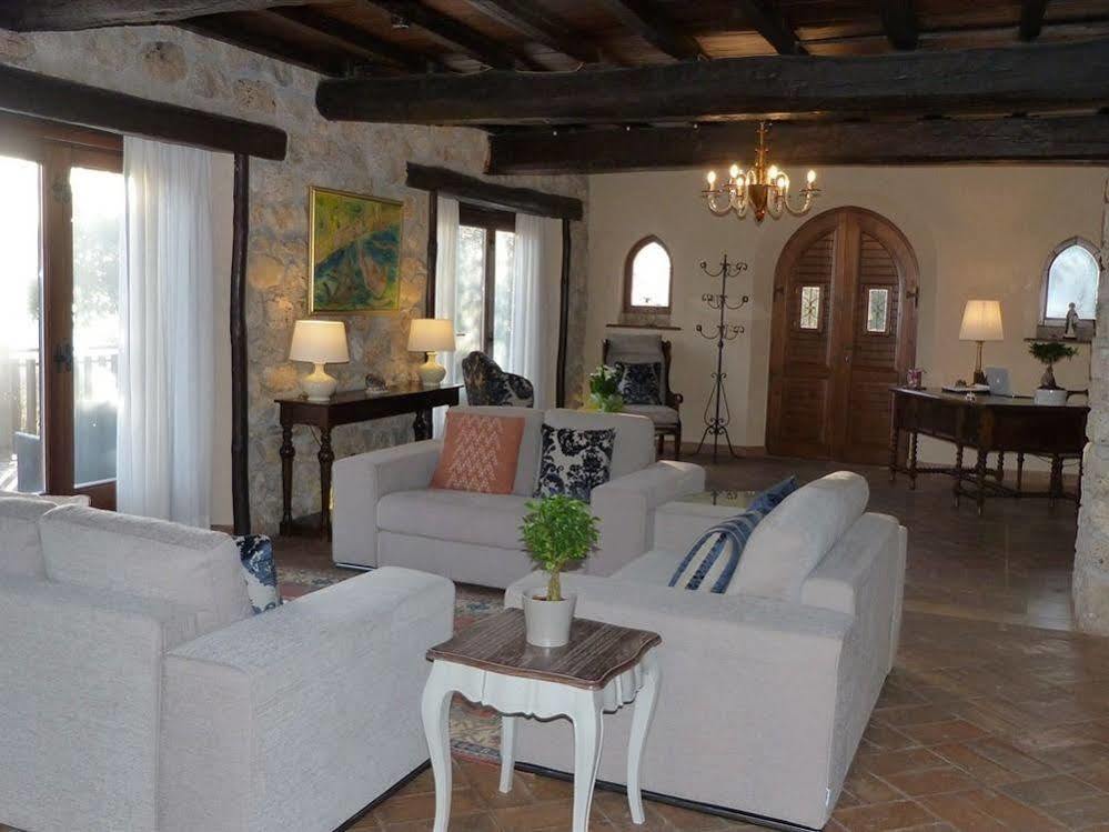 Casale San Pietro Bed & Breakfast Anagni Luaran gambar